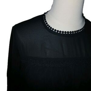 NWT BLOOMCHIC Women 18/20 Peasant Georgette Crochet Long Sleeve Solid Black Top